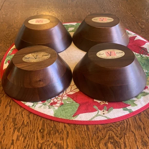 Vermilion Walnut Salad Bowls - Picture 6 of 11